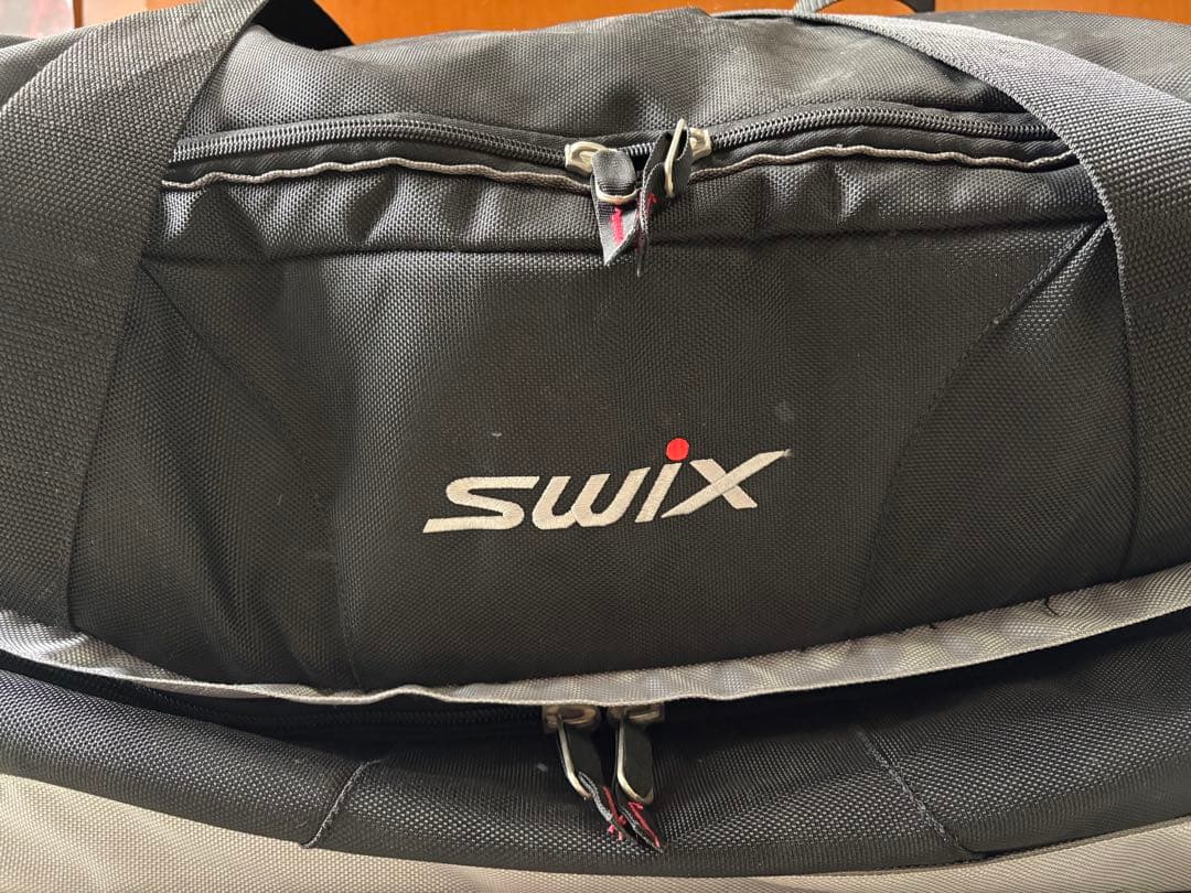 Swixスウィックススノーボードバッグ 大容量 ウィールバック