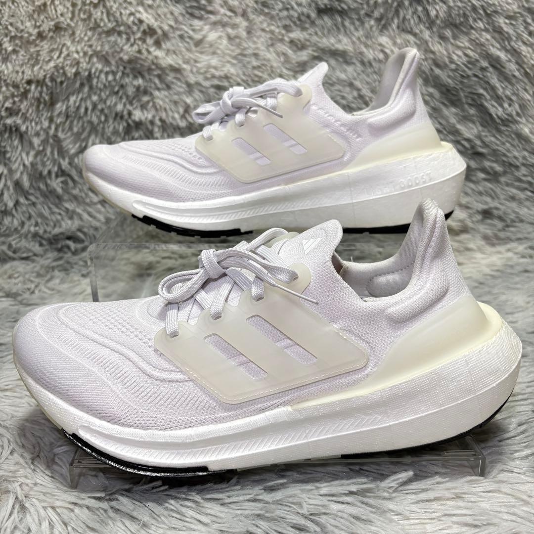 新品✨adidas 25.5cm Ultraboost Light 白　ホワイト