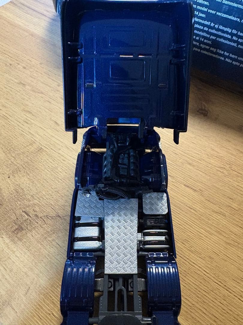 SCANIA TOPLINE 1/50 ロングトレーラー