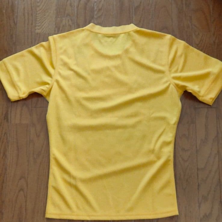 流大選手の直筆サイン入りジャージＴシャツ！