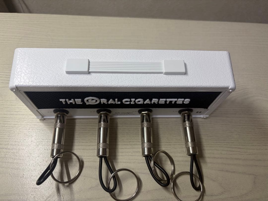 THE ORAL CIGARETTES オーラル アンププラグキーホルダーセット