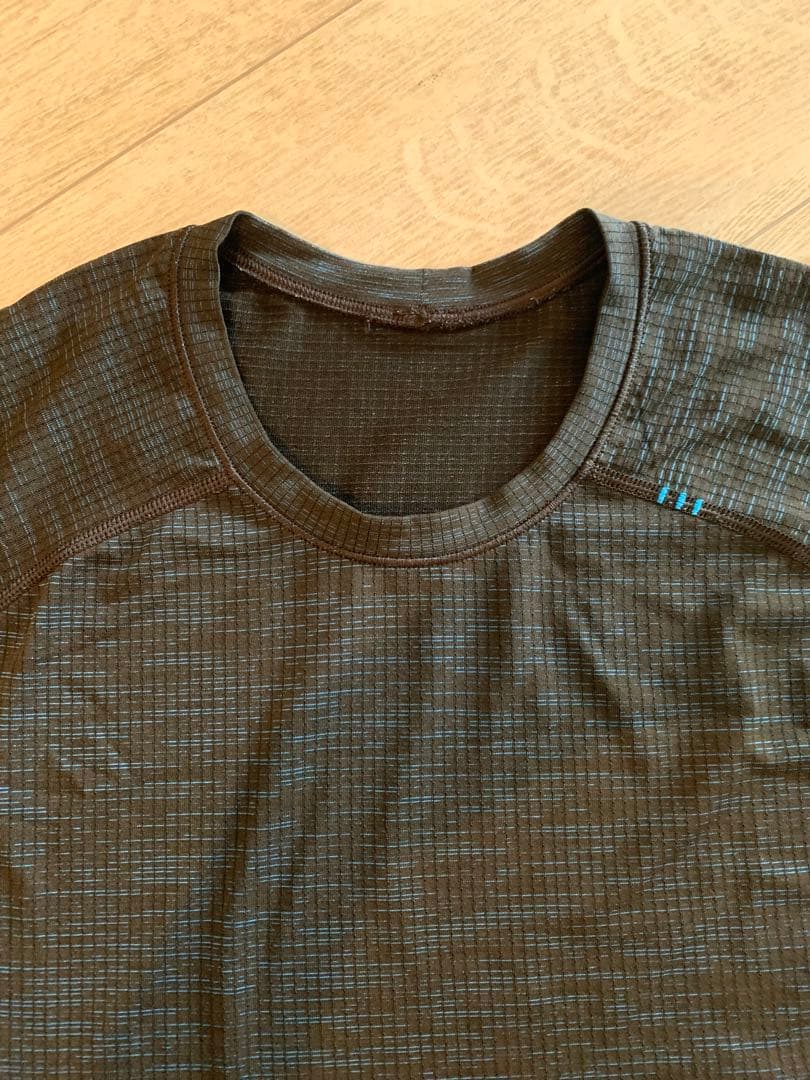ルルレモン　lululemon ブラック・ブルー混合　ラウンドネック Tシャツ