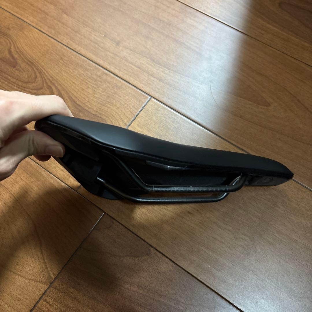 fizik フィジーク ARGO VENTO R3 140m