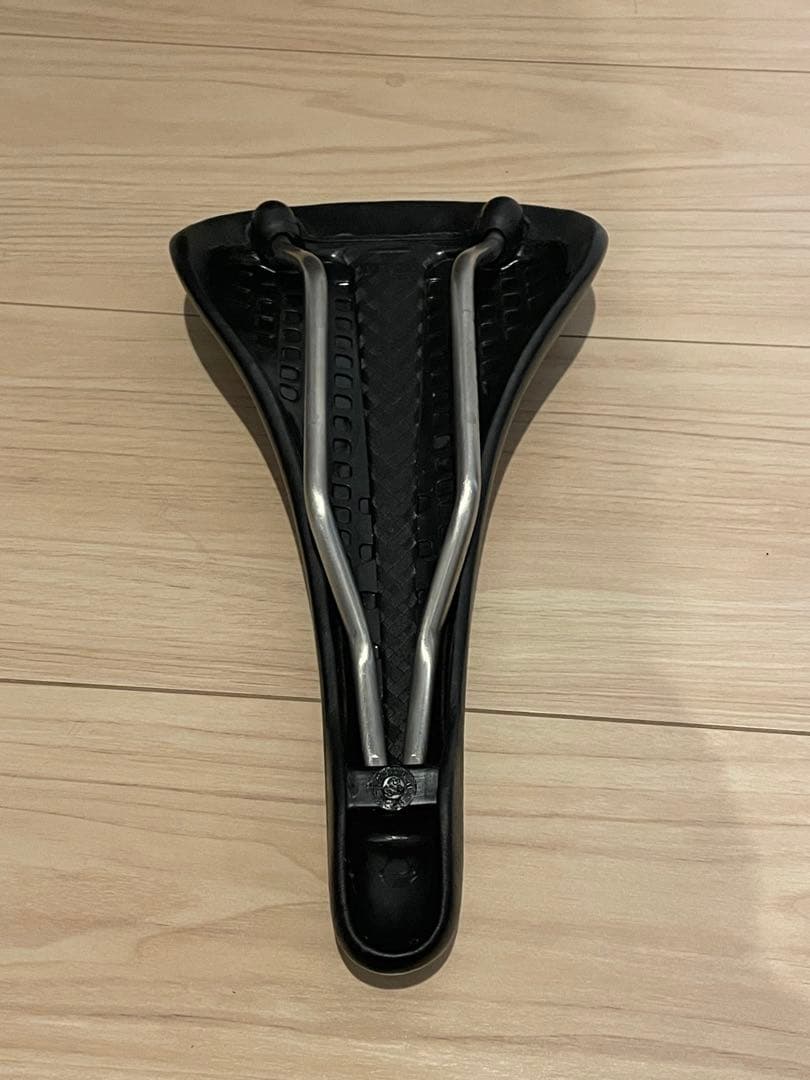 Selle Italia MILANO FLITE BONNIE黒 サドル