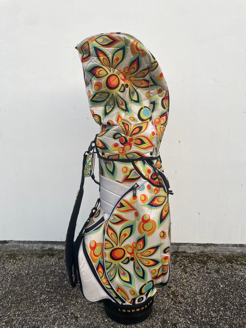 LOUDMOUTH カラフル花柄キャディバッグ