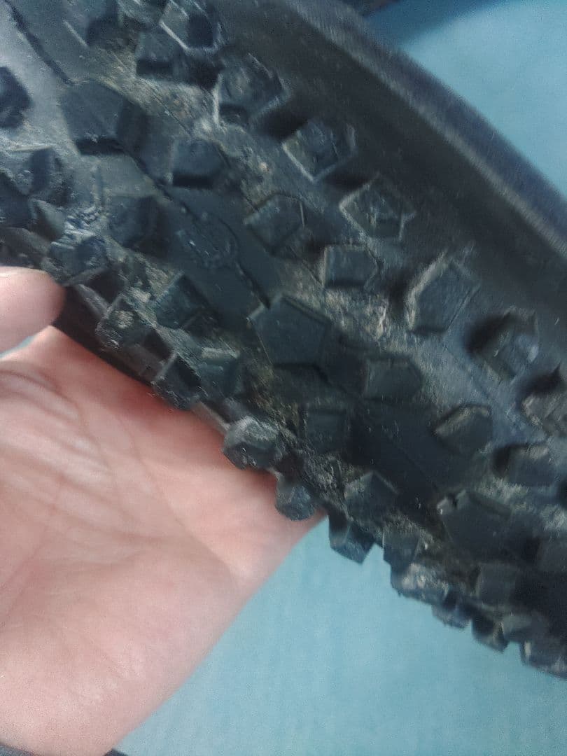 Continental Explorer pro 26×2.1 2本セット