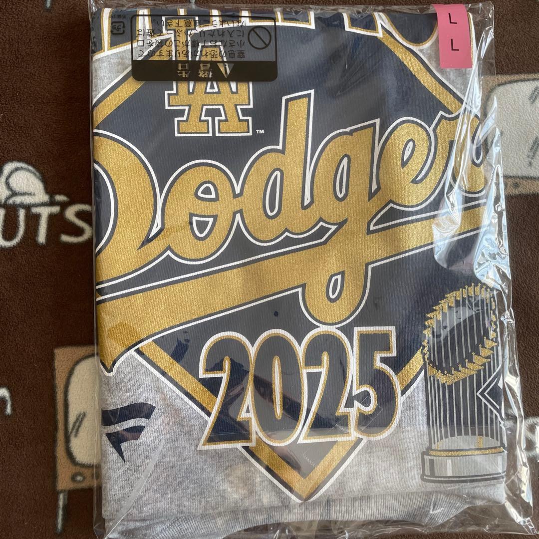 ドジャース 2025 ワールドシリーズ 優勝記念 Tシャツ ロッカールーム　L