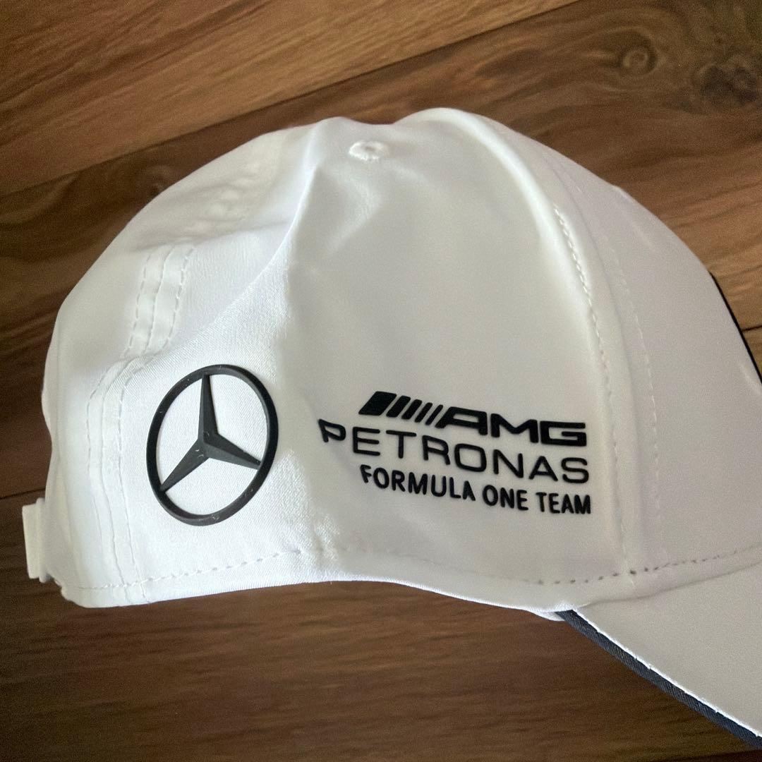 アディダス　PETRONAS AMG CAP メルセデスベンツ