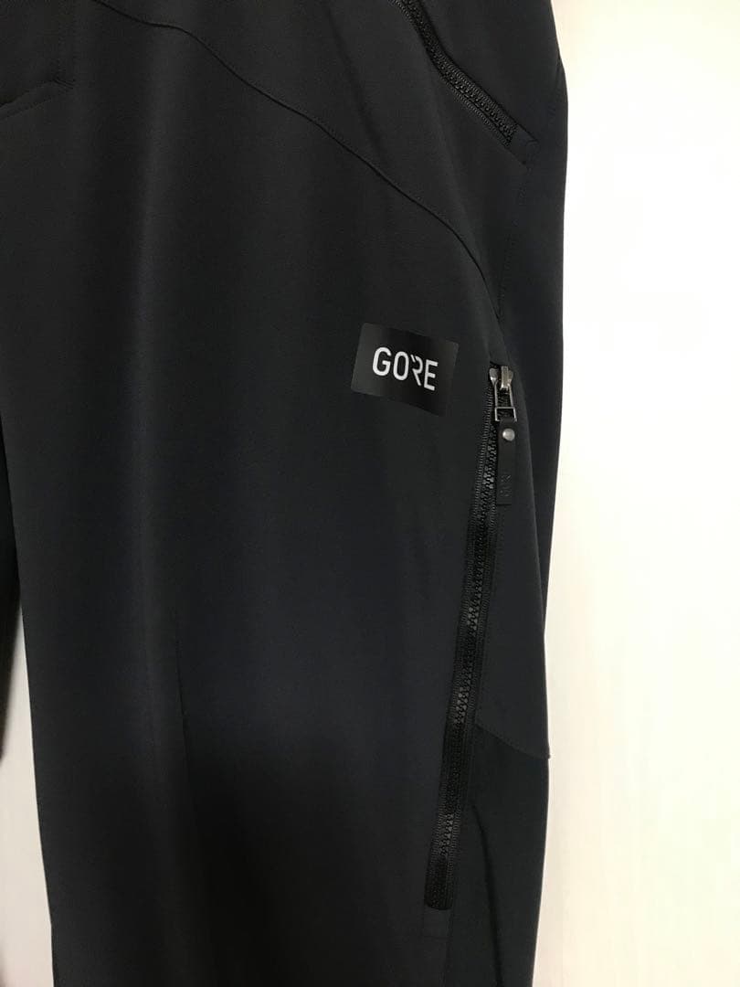 日本未発売　GOREWEAR GORE-TEX WINDSTOPPER