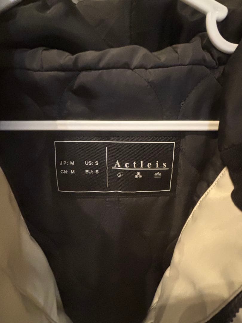 Actleis フード付き防水スノーボードウェア　男女兼用