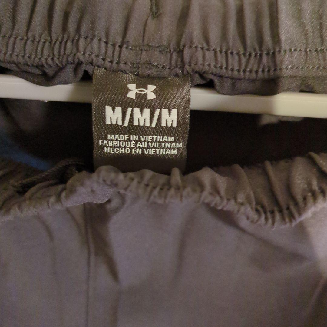 Under Armour 黒 ジャージパンツ Mサイズ