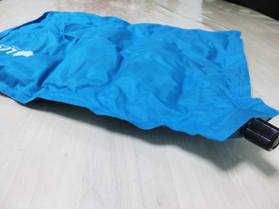 Coleman インフレーターマット　LOGOS 枕　2セット