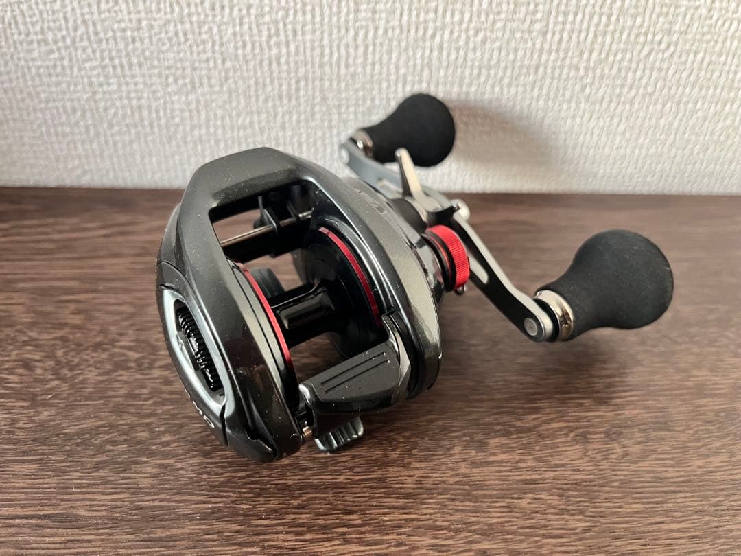 【美品】SHIMANO 24 スコーピオンMD300XG LH ベイト