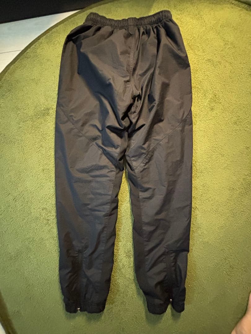 ATHLETA ピステ 上下セット 黒
