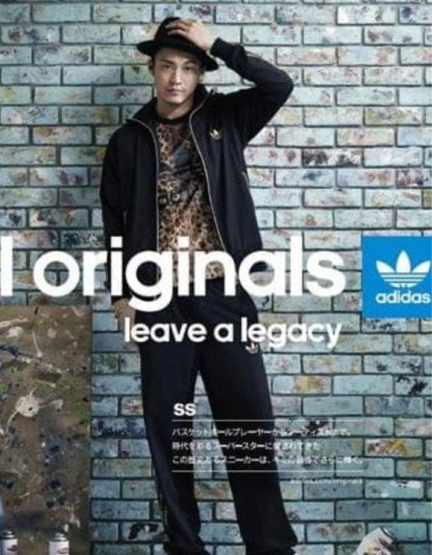 完売品✨adidas　小栗旬さん着用モデルレオパード スエット パーカー