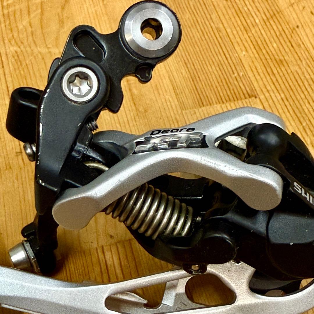 Shimano Deore XT RD-M772 9速用リアディレイラー 未使用