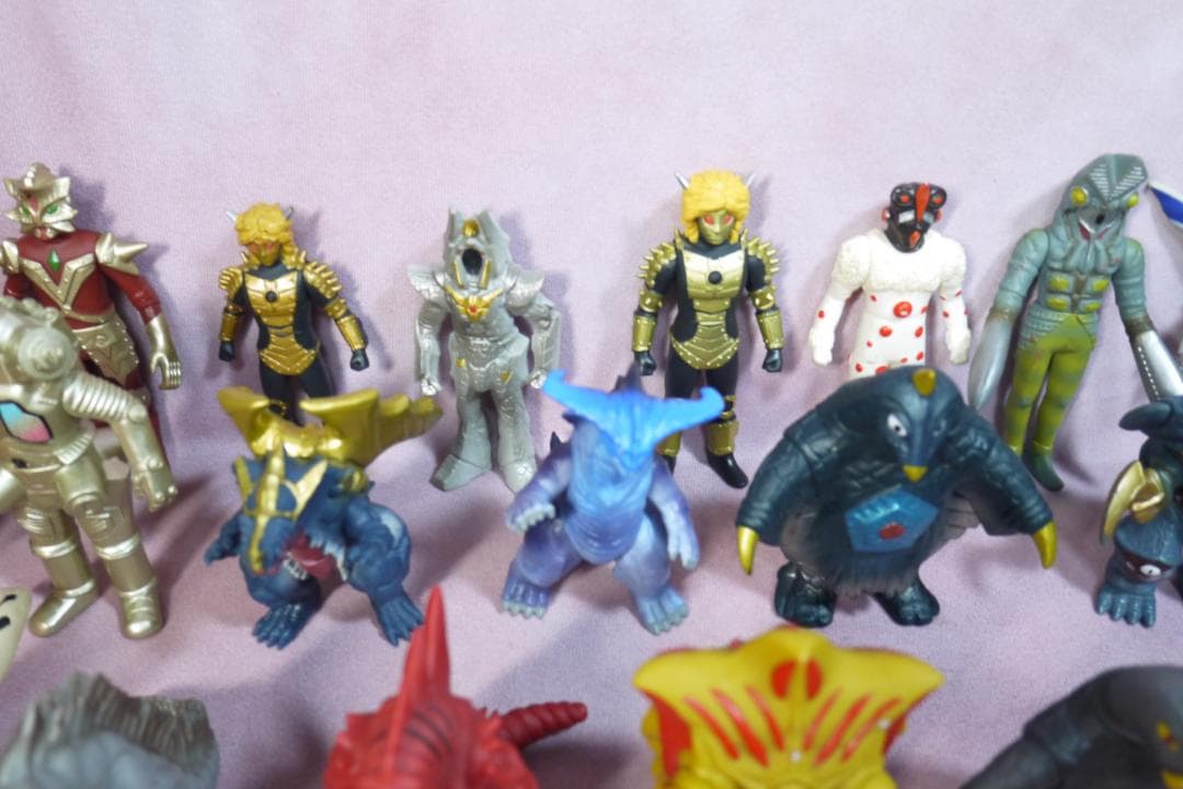 ウルトラマン　ウルトラ怪獣　ミニソフビ　103体