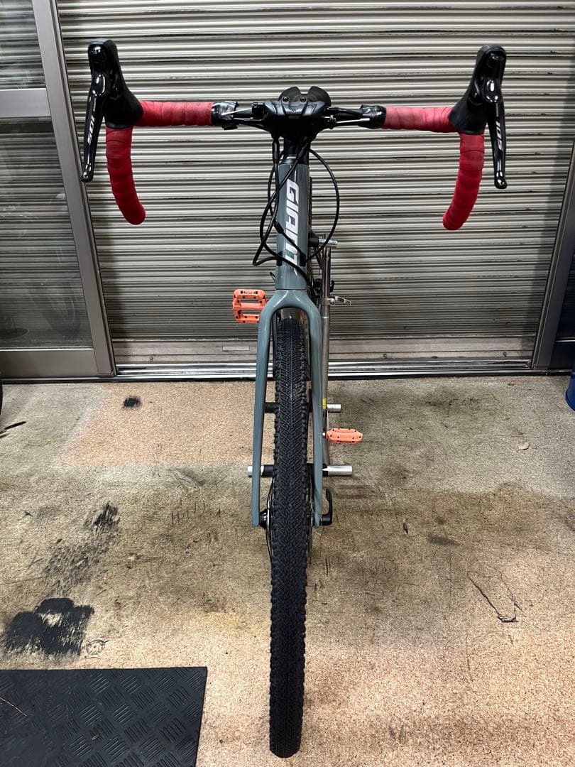 自転車本体 GIANT REVOLT ADVANCED 2