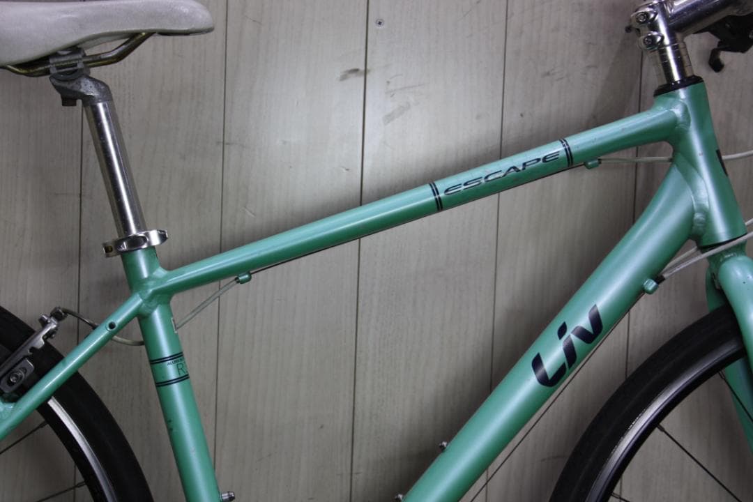 GIANT ESCAPE RW Liv 700C 24速440mm 女性用クロス