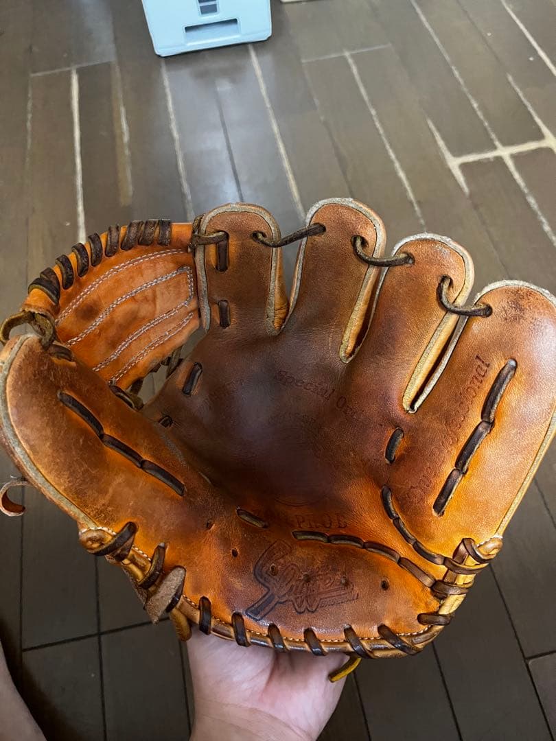 Slugger トレーニンググローブ　硬式軟式対応