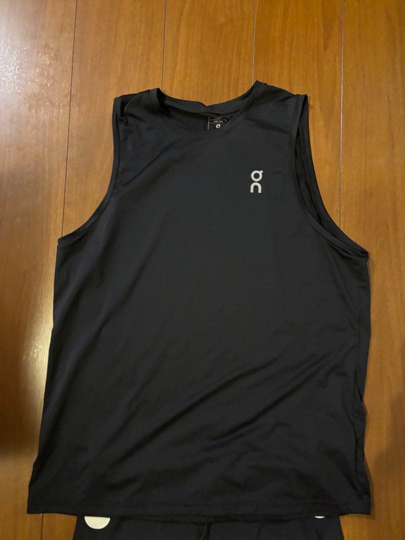 美品　希少　on ブラック ランニング　ハーフタイツ　上下セット