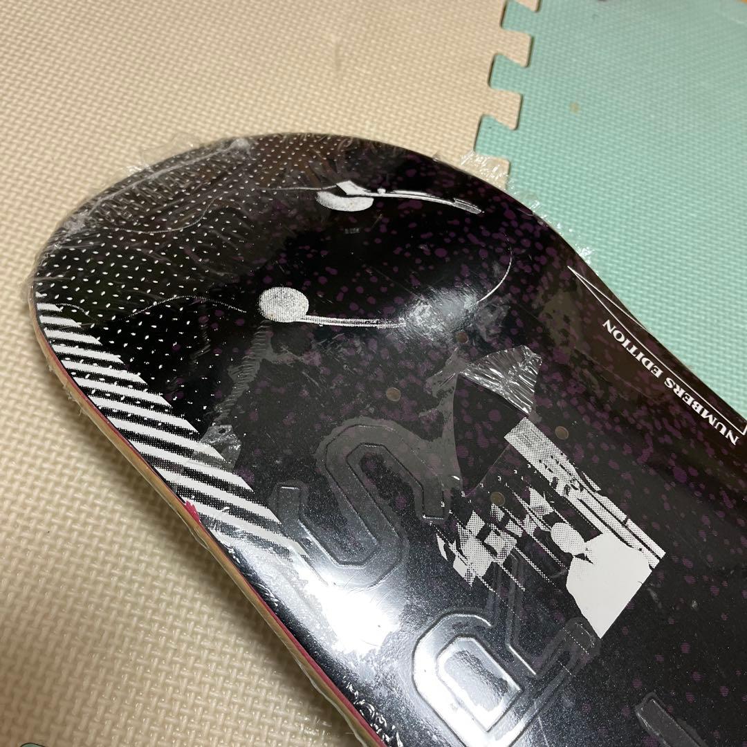 スケートボード　デッキ　numbers edition 8.4インチ
