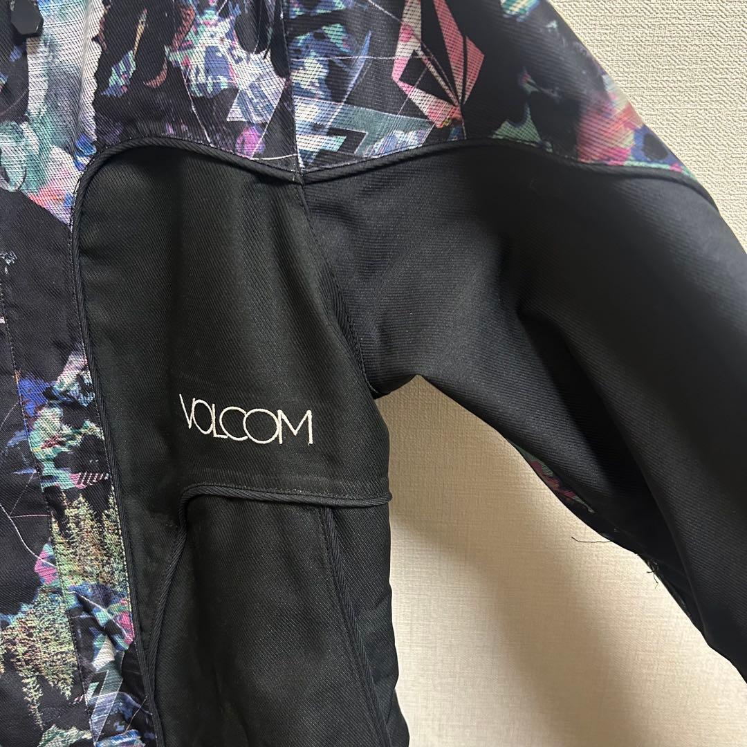 volcom ボルコム　スノボウェア　レディース　総柄　上下セット　Sサイズ