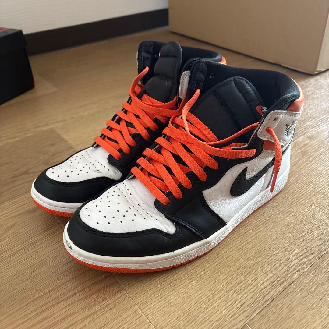 ナイキ エアジョーダン 1 レトロ ハイ OG Electro Orange