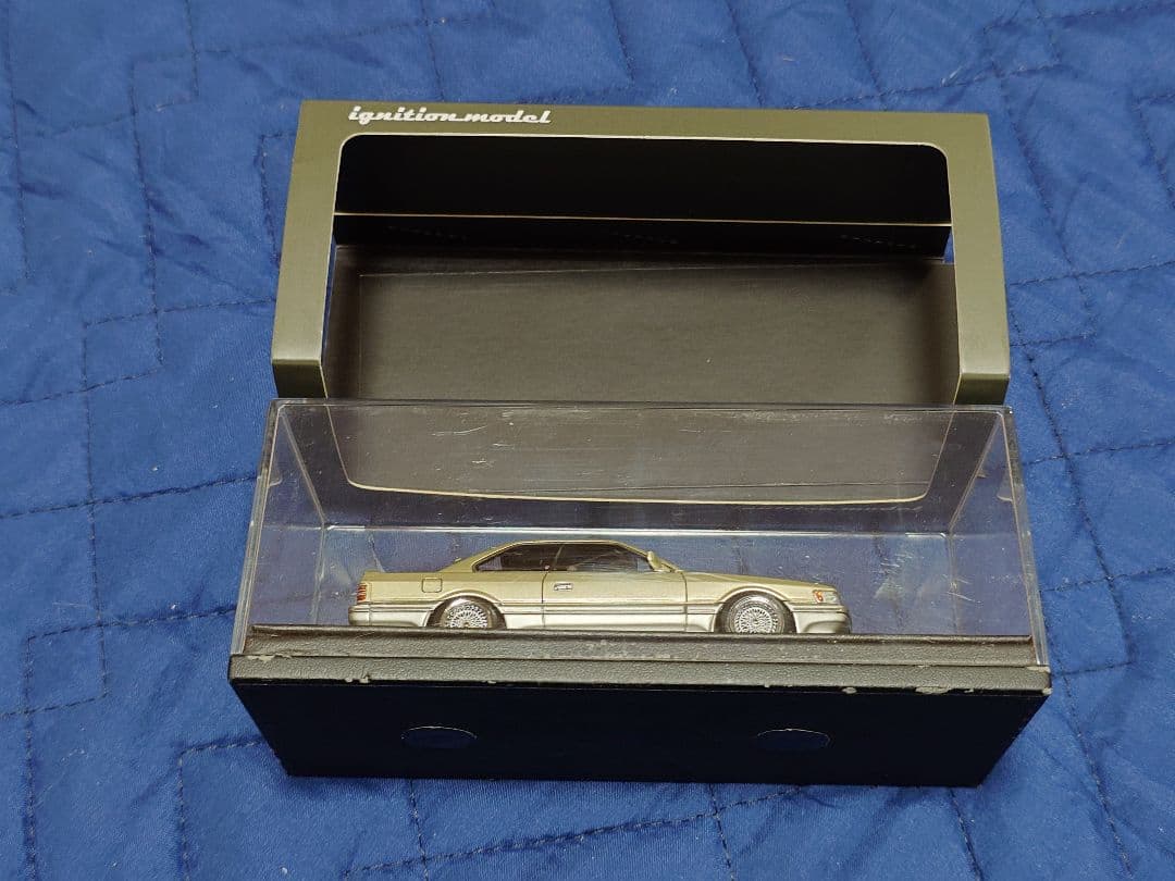 【超希少】レパード 1/43 ignition model 3.0 ultra