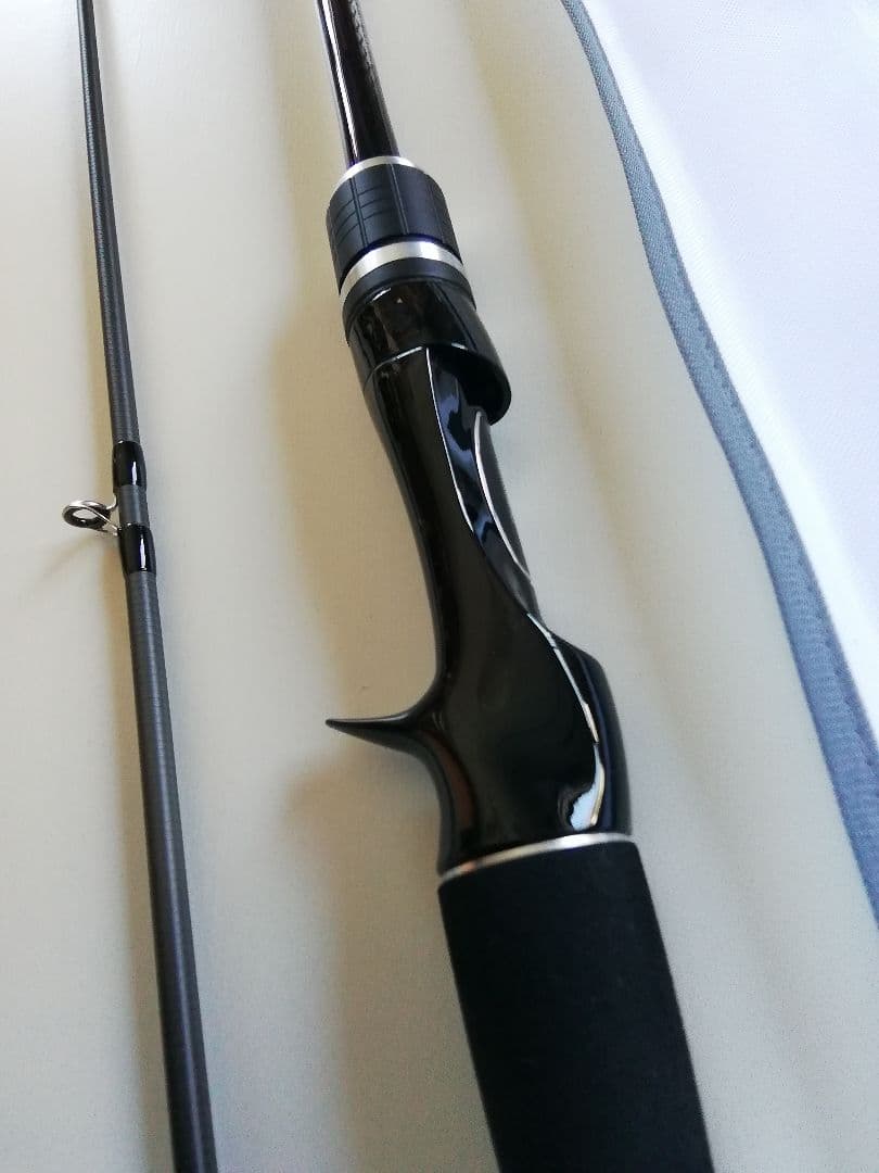 SHIMANO バスワン XT 2ピースバスロッド