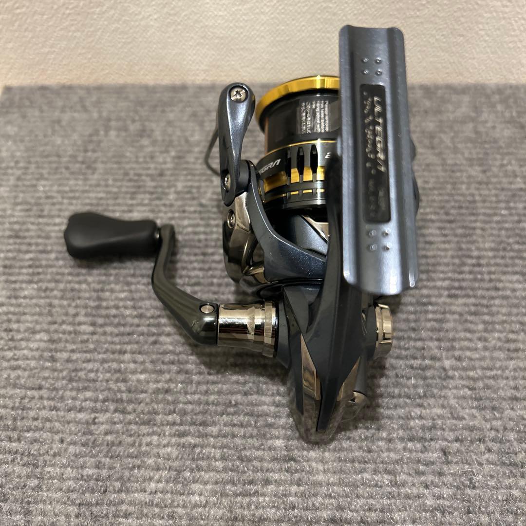 SHIMANO 21 ULTREGRA 2500SHG スピニングリール