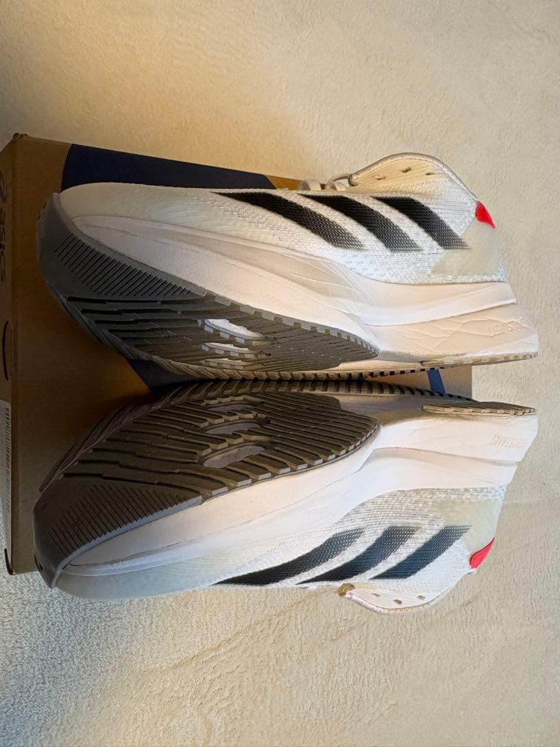 adidas アディゼロＳＬ２　23.5cm